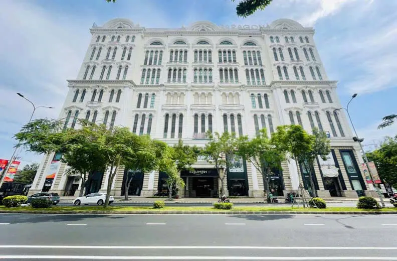 Tòa nhà Saigon Paragon